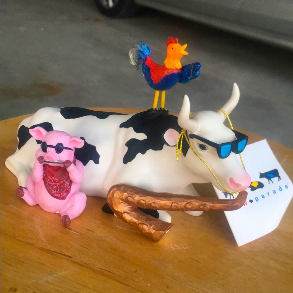 Cow parade mixed plate blues cow sold in original box